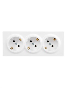 Lezard LETO Розетка тройная с/з закрытый корпус ПБТ белый 752-0200-127BUP